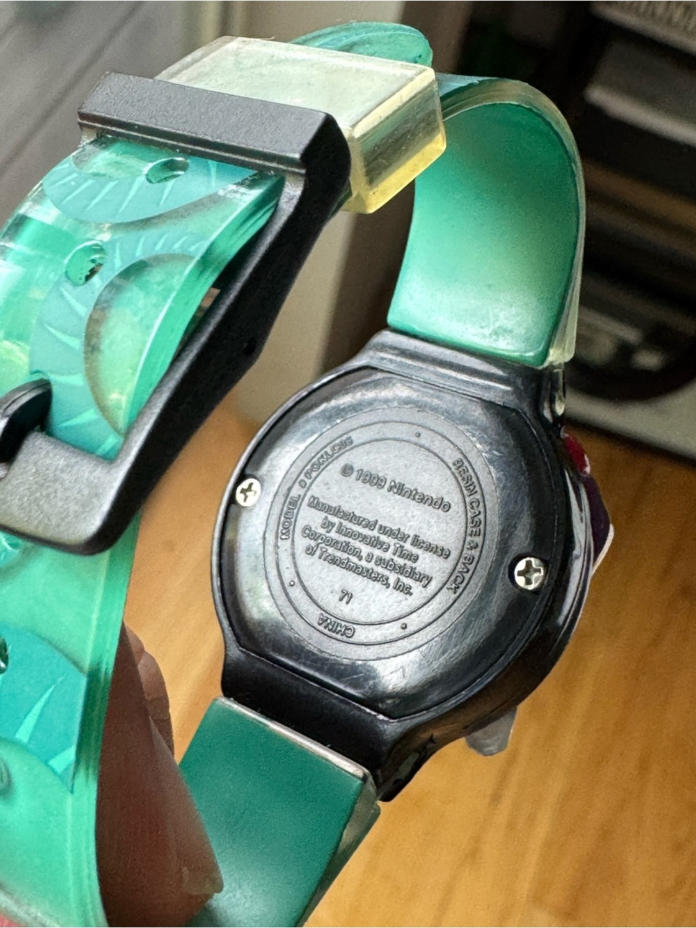 Vintage - 1999 - Pokemon & Nintendo - Ash Ketchum Green Watch - Picture 5 of 5